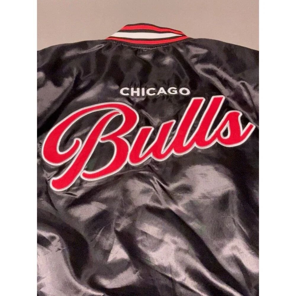 NBA Chicago Bulls Satin Varsity Jacket Ultra Official Men's Large(RRB3)